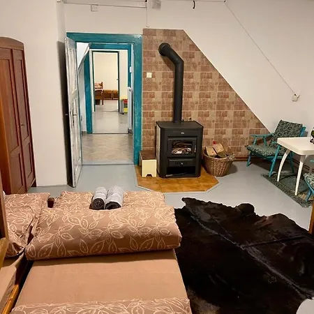 Chalupa U Faninky Kouty Apartmán *